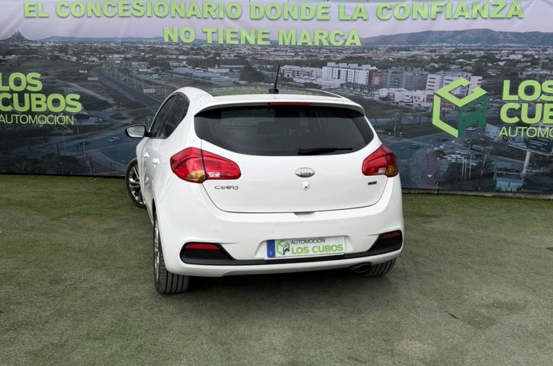 Kia Proceed 1.6 CRDi Drive 2011, foto 2