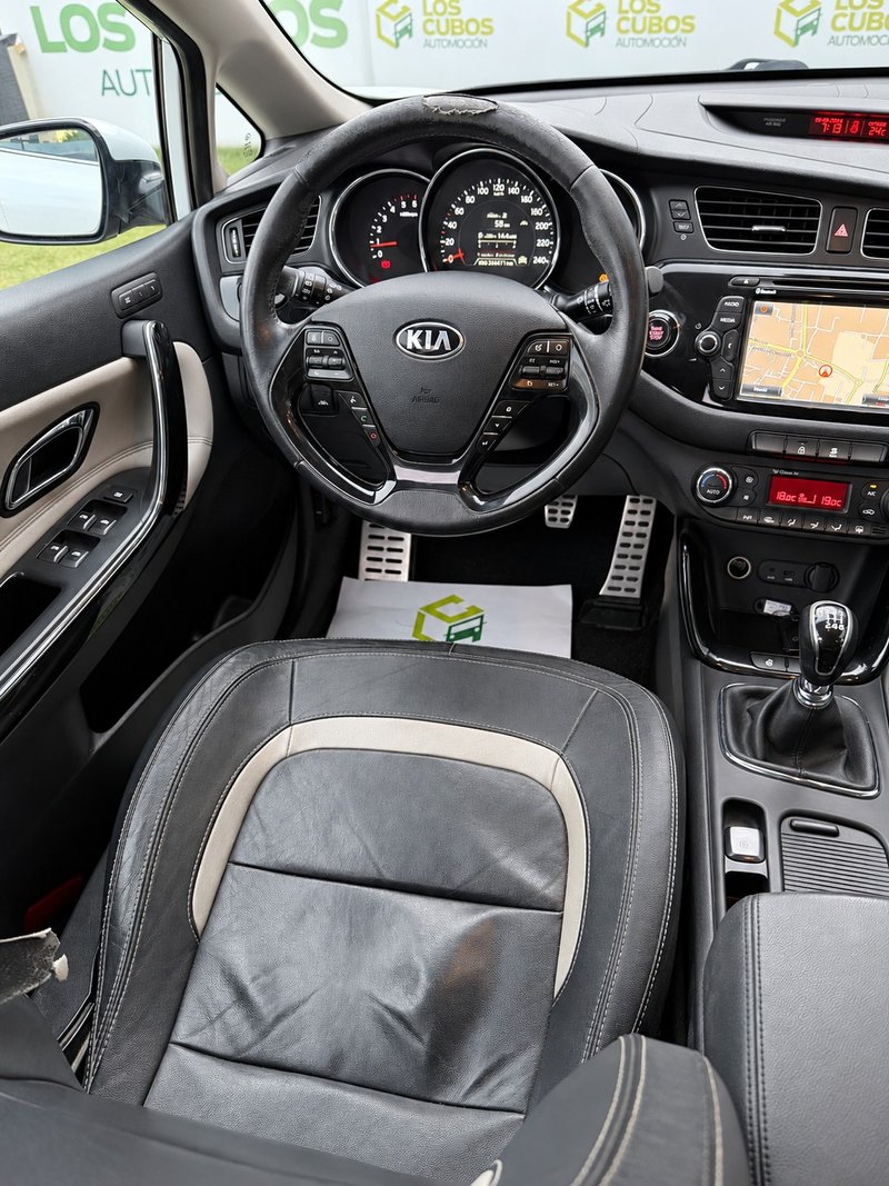 Kia Proceed 1.6 CRDi Drive 2011, foto 8