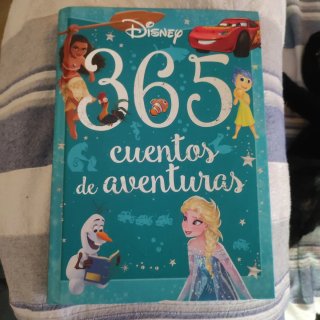 365 cuentos de aventuras