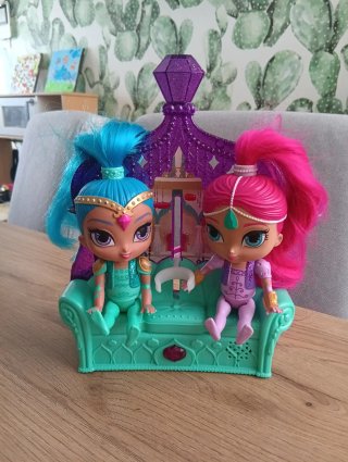 Shimmer y Shine Trono sorpresas mágicas.