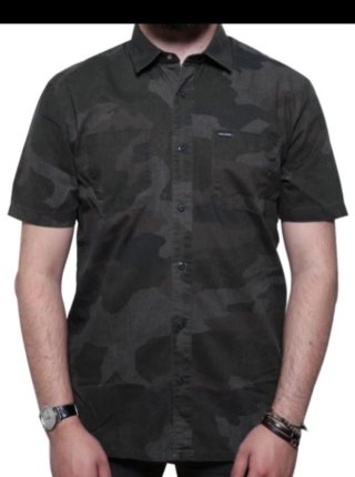 Camisa Volcom Camuflaje Negra y Verde