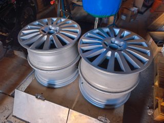 Llantas de aleación plateadas
