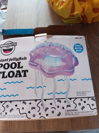 Flotador Medusa Piscina Azul y Rosa