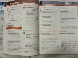 Hizkuntzan trebatzen I euskara eta literatura :...
