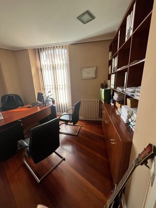 Mueble de oficina madera y metal
