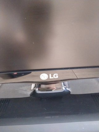 Televisor LG 22MT44DP-PZ Negro