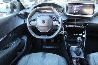 Peugeot 208 Allure Gasolina 100 SS 6 Vel. MAN (2025)