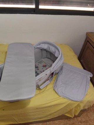 Capazo para bebé Maclaren gris