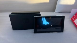 Nintendo Switch Negra/Roja Como Nueva