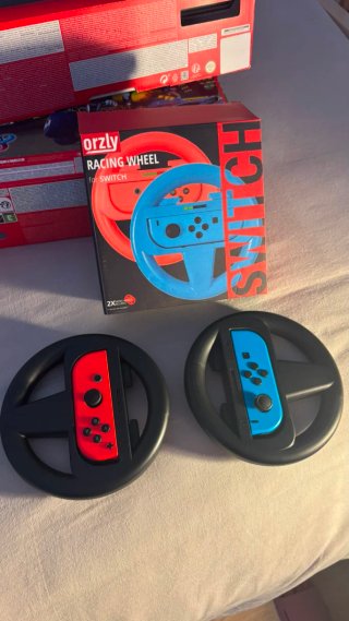 Nintendo Switch Negra/Roja Como Nueva