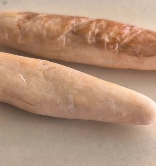 Pan para casa de muñecas
