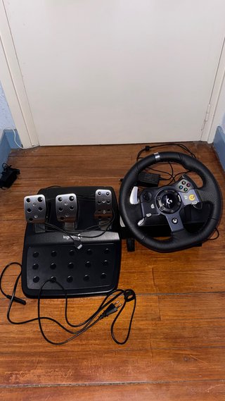 Volante Logitech G G920 con Pedales
