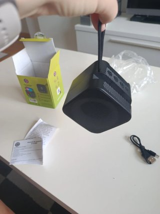 Altavoz Portátil ZIU Z-Cube