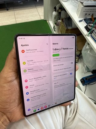 Telefono cellulare pieghevole nero Mai usato