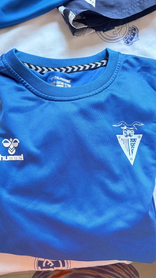 Ropa deportiva Club Futbol Badalona Hummel