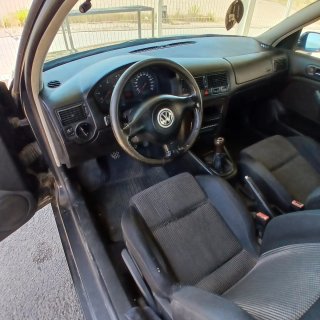 Volkswagen Golf 2002