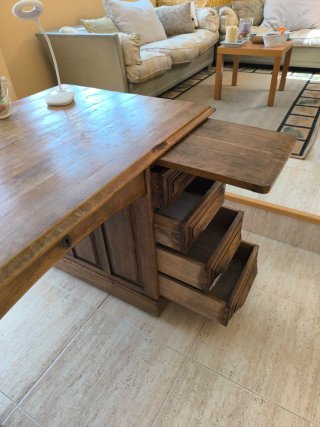 Escritorio madera maciza antiguo