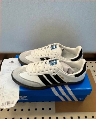 Adidas Samba Talla 43 Blancas y Negras