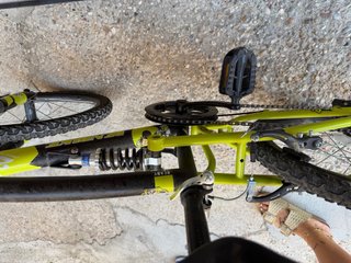Bicicleta infantil con suspensión