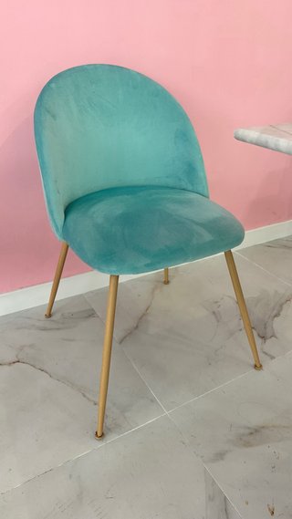 Mesa Mármol y 2 Sillas Turquesa