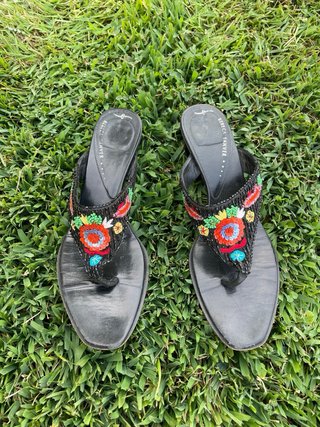 Sandalias Rebeca Sanver Piel Bordadas