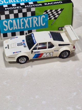 Scalextric BMW M1 Mobil 10