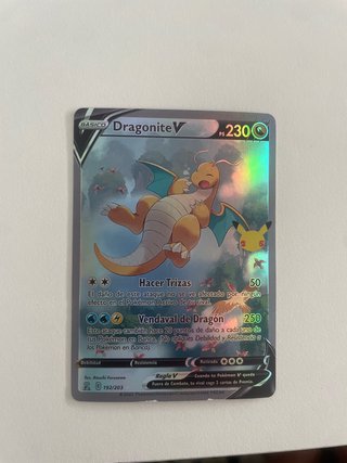 Carta Pokémon Dragonite V 192/203