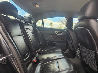 Jaguar XF 2012