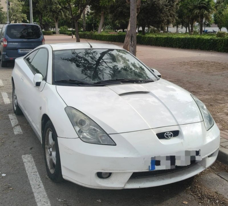 Toyota Celica 2001 - foto 1