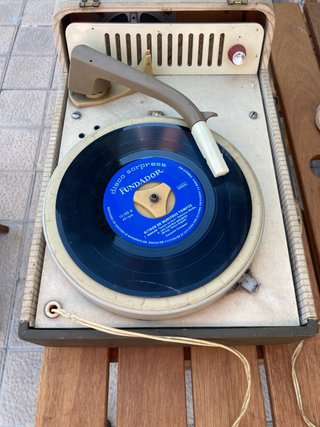 Electrófono Philips NG 4012 para reparar