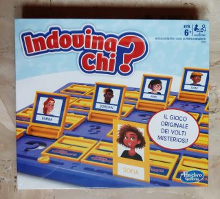 Indovina Chi? Gioco nuovo imballato nel celofan.