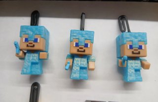 Figuras Minecraft Kinder Joy