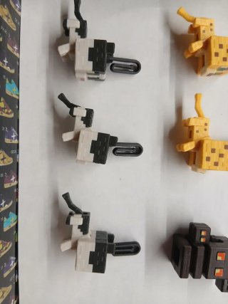 Figuras Minecraft Kinder Joy