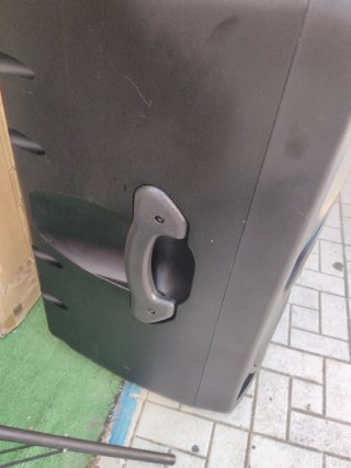 Altavoz Behringer  1500W Turbo Gama profecional