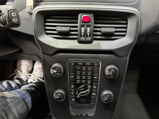 Volvo V40 1.6 D2 KINETIC (2014)