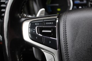 Mitsubishi OUTLANDER 2.0 PHEV Kaiteki Auto 4WD (2017)