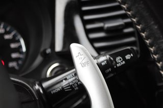 Mitsubishi OUTLANDER 2.0 PHEV Kaiteki Auto 4WD (2017)