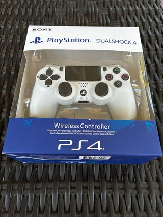 Controllere PS4 Bianco DUALSHOCK 4 Nuovo