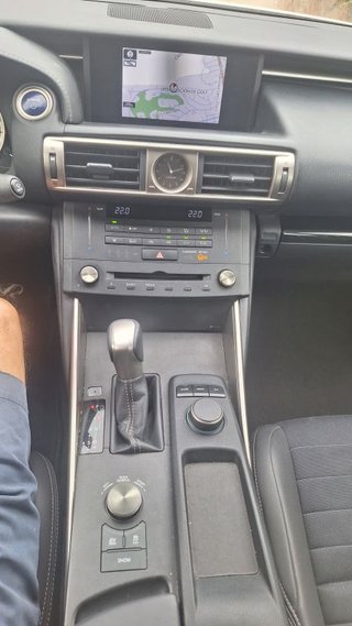 Lexus IS 2016