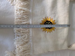 Bolso bandolera con girasol bordado