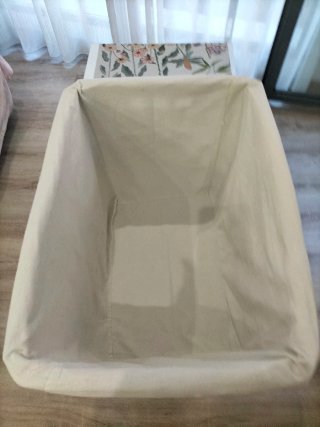 Cesta de mimbre con forro de tela