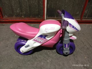 Moto de juguete rosa y morada Fever RR