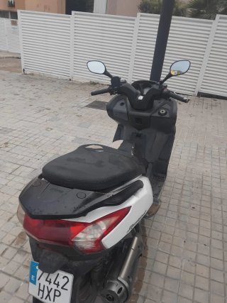 Kymco Super Dink 125cc Moto Scooter