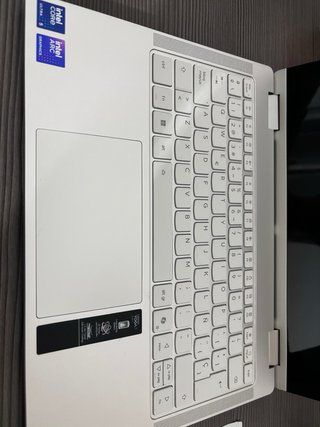 Lenovo Yoga Plata