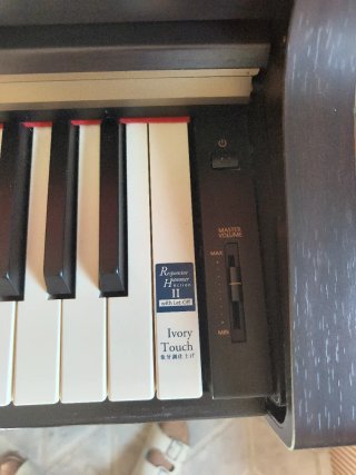 Piano Kawai Eléctrico Teclas Contrapesadas