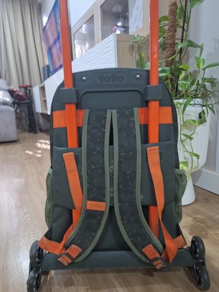 Mochila Totto con ruedas Brawlmaster L