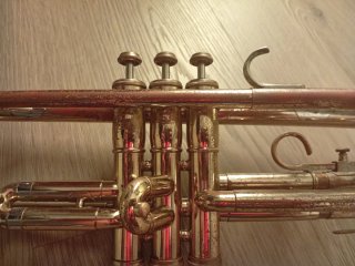 Trompeta Olds Ambassador