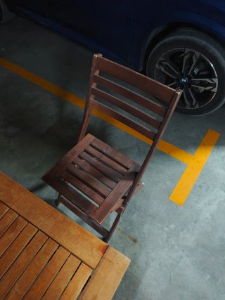 Conjunto mesa y 4 sillas de teka