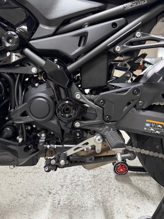 Kawasaki Z900 A2 2025 Negra