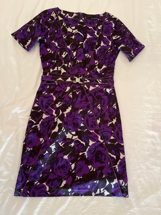 Vestido Pedro del Hierro floral morado